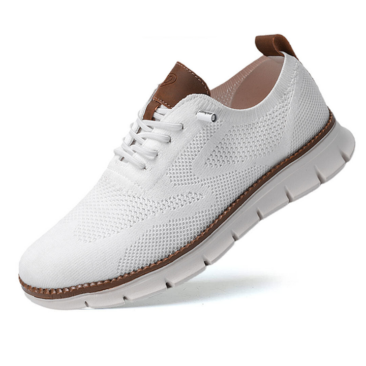 Maverick | Men's Walking Shoes