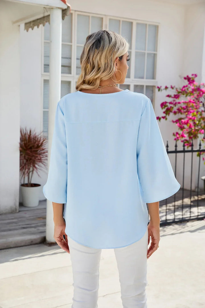 CARA | V-neck blouse 1+1