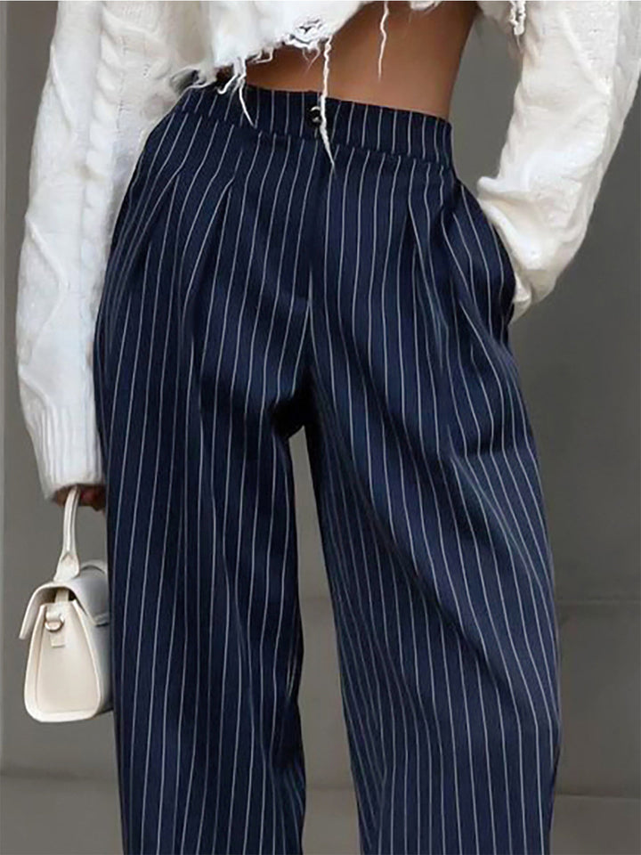 Chic Xenia Pinstripe Wide-Leg Trousers with Pleats