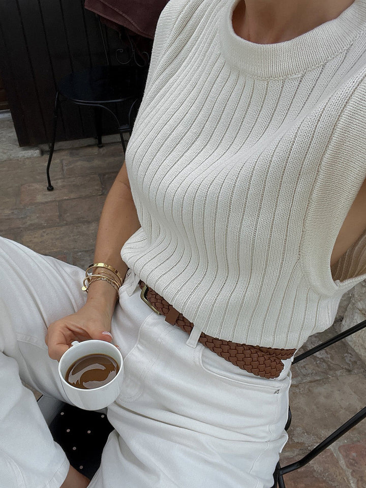 Chic Erin Sleeveless Round Neck Knit Top