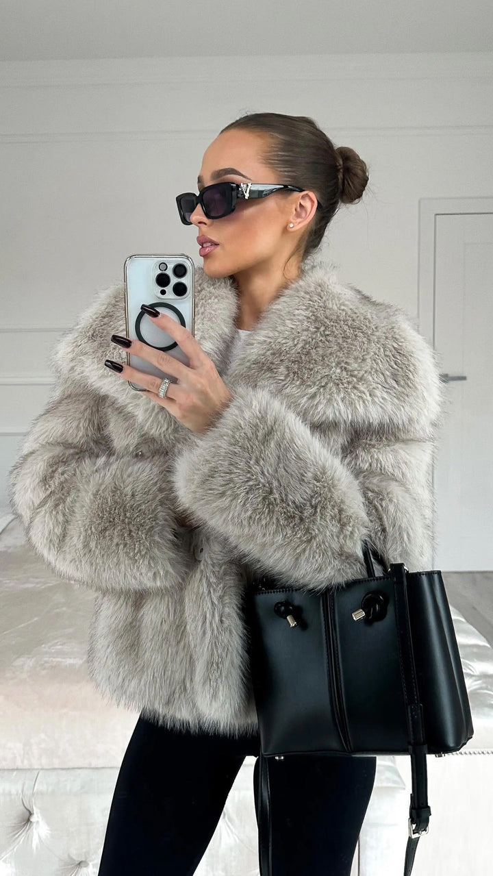 Elevate Your Style with the Auralis Chic Faux Fur Jacket