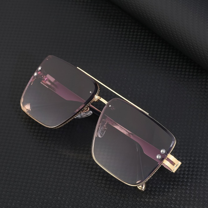 Solaire Supreme Sunglasses