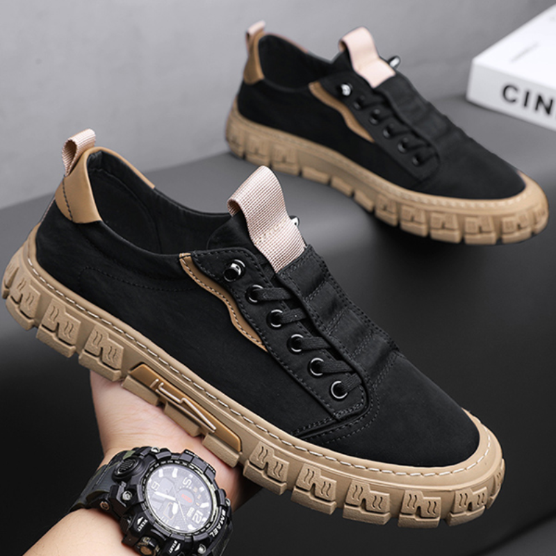 Clifton Lightweight Sneakers