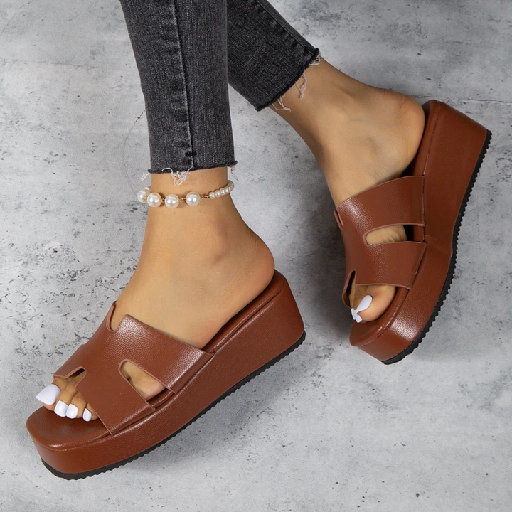 Mirabella Sandal